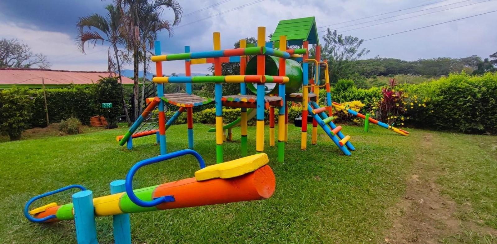 Alojamiento Campestre Hawaii Montenegro Exterior photo