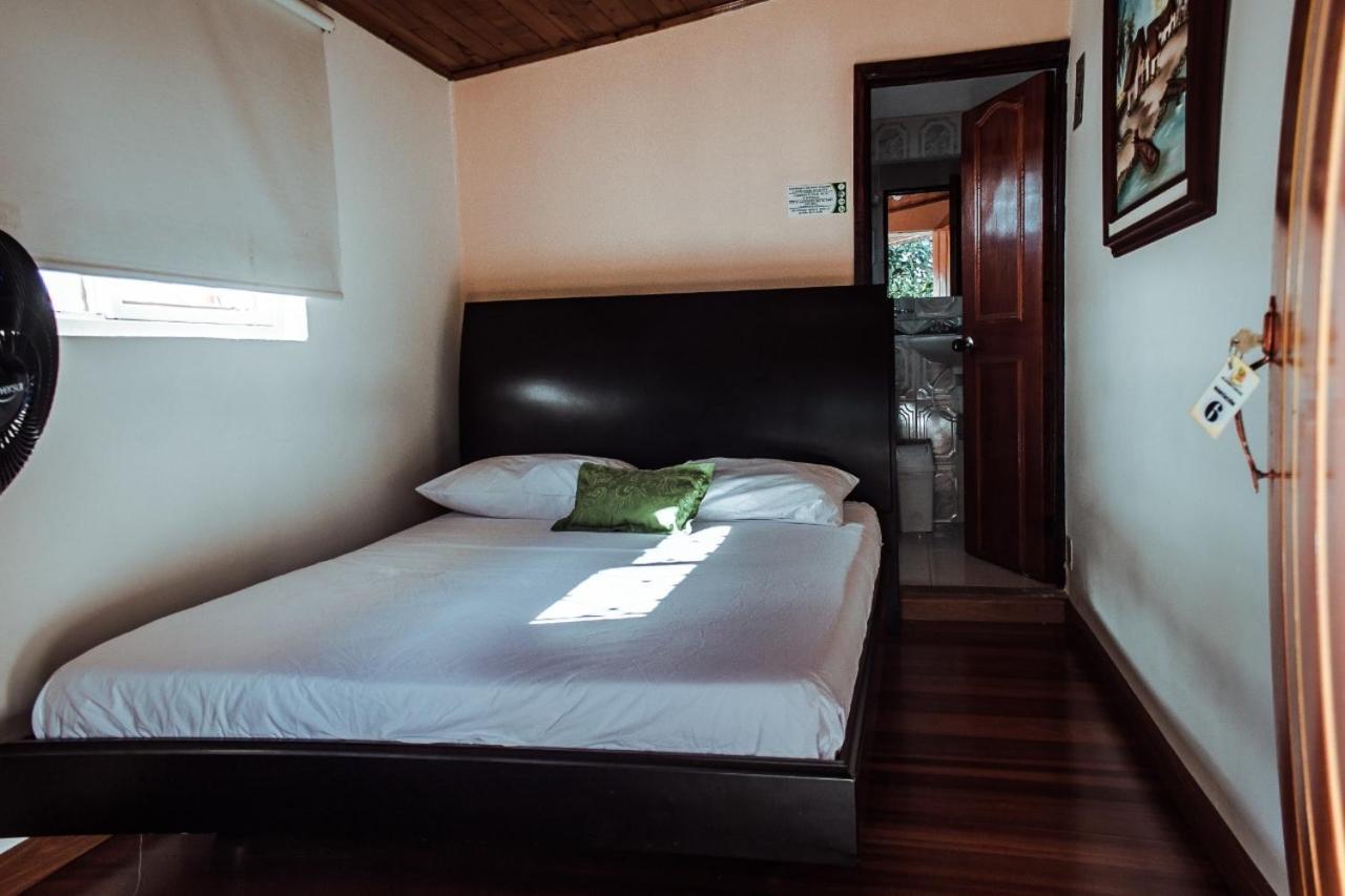 Alojamiento Campestre Hawaii Montenegro Exterior photo