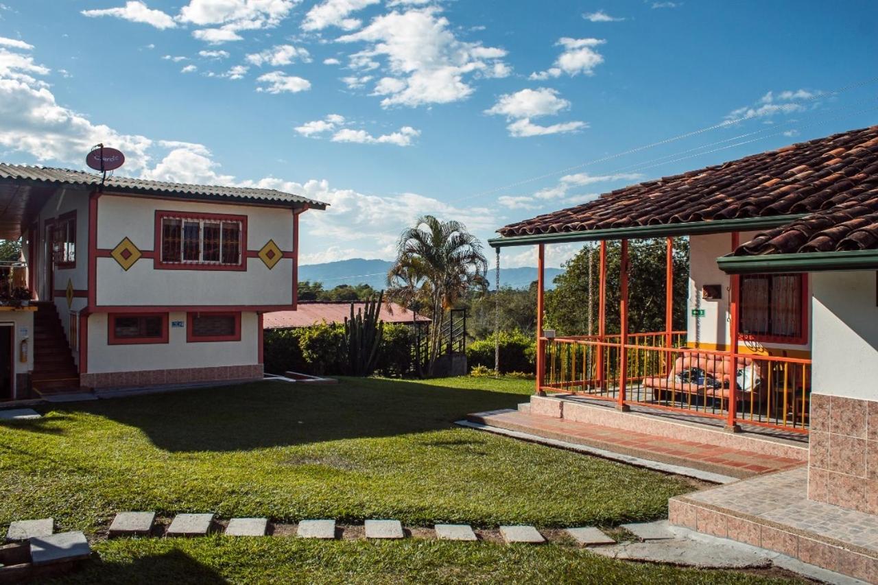 Alojamiento Campestre Hawaii Montenegro Exterior photo